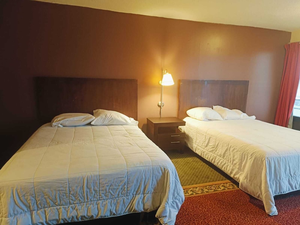 Grumpys Motor Inn Flatonia - photo 17