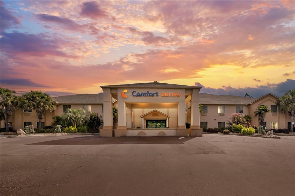 Comfort Suites Milledgeville — Milledgeville