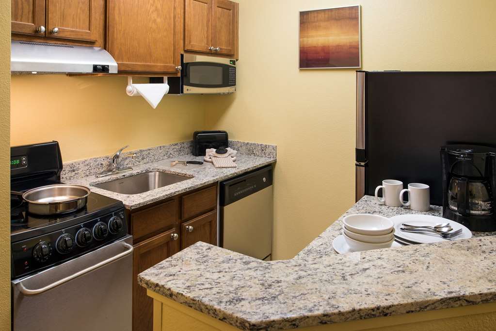 Sonesta Simply Suites Phoenix Scottsdale - photo 15