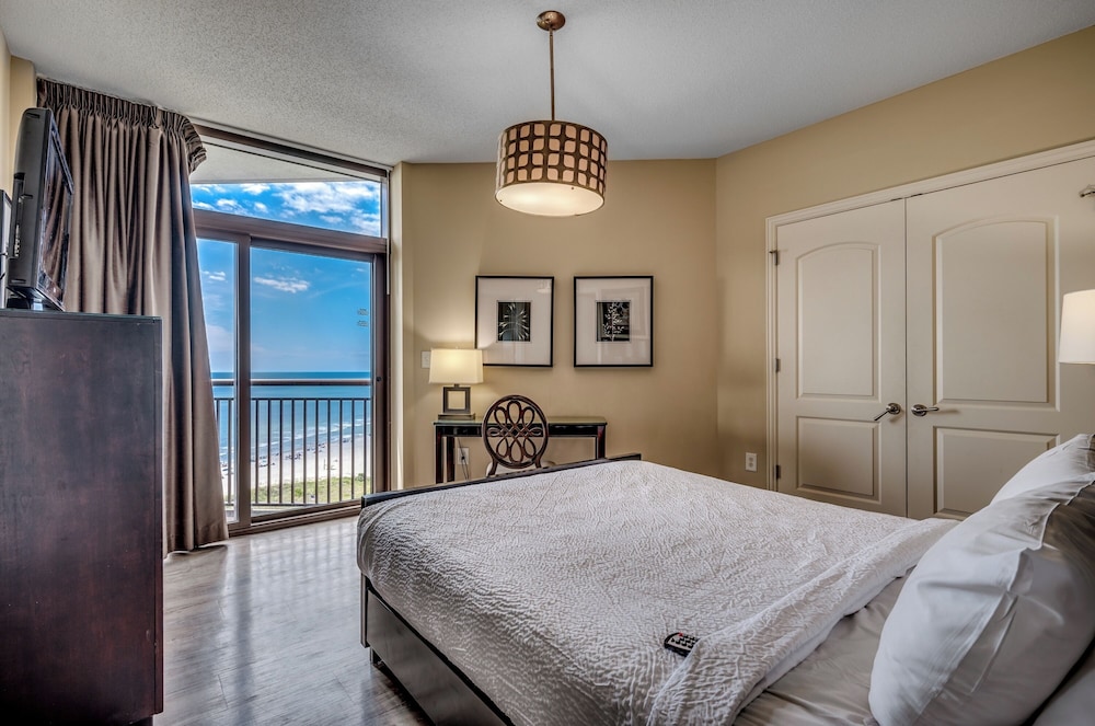 North Beach Resort & Villas - photo 42
