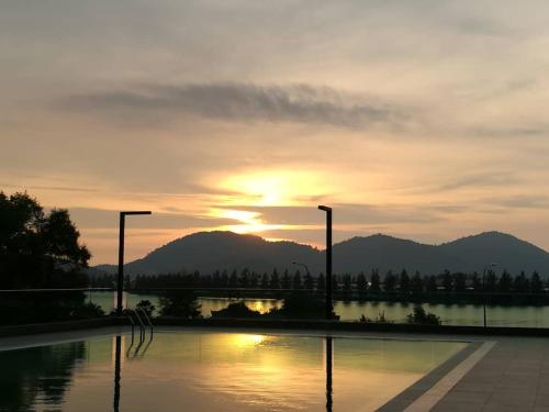 Marina Heights Resort — Lumut — photo 2