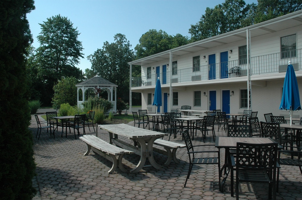 St Michaels Inn - photo 41