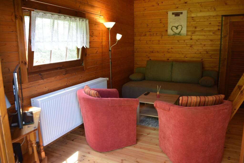 Gemutliches Blockhaus Waldblick Nahe Ber Sxf in Berlin, Germany