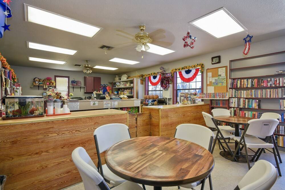 Wilderness Lakes RV Resort - photo 25