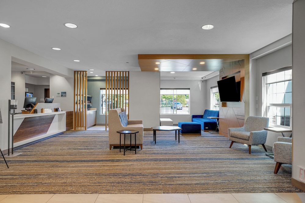 Holiday Inn Express Hotel & Suites Portland Jantzen Beach by IHG - photo 121
