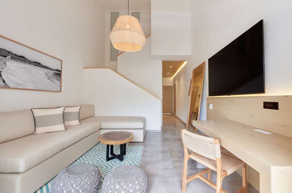 Loft Suite Bahia Hotel & Beach House