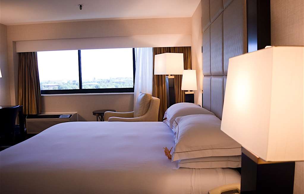 APA Hotel Woodbridge - photo 20