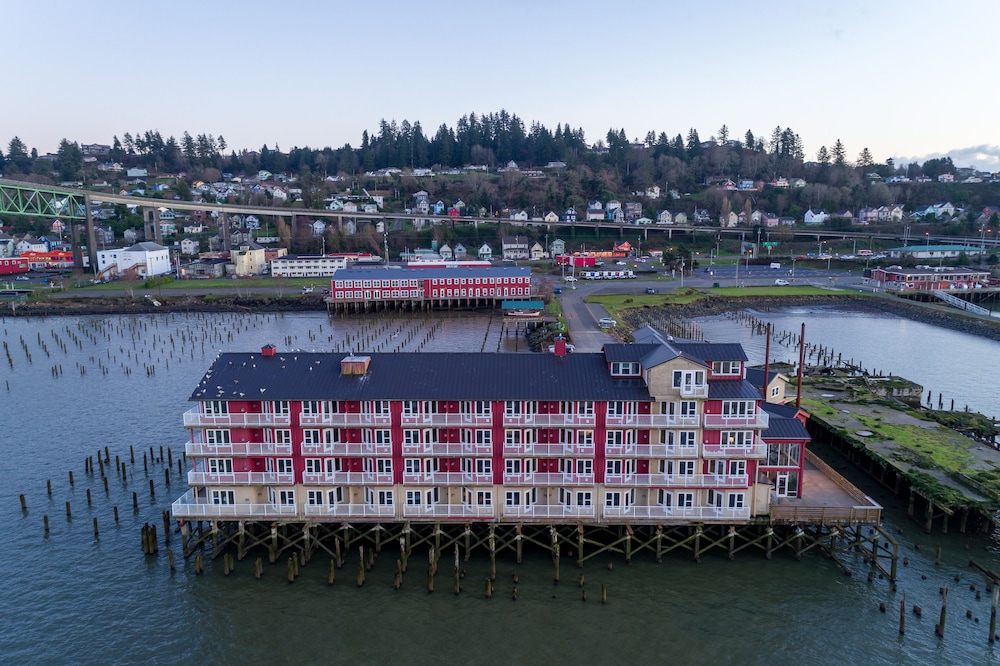Cannery Pier Hotel & Spa - photo 122