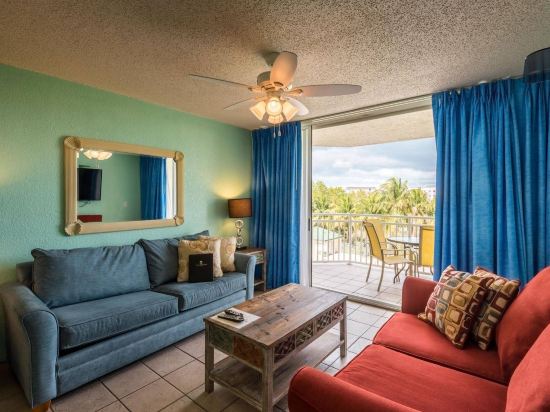 Sunrise Suites Resorts Key West - photo 11