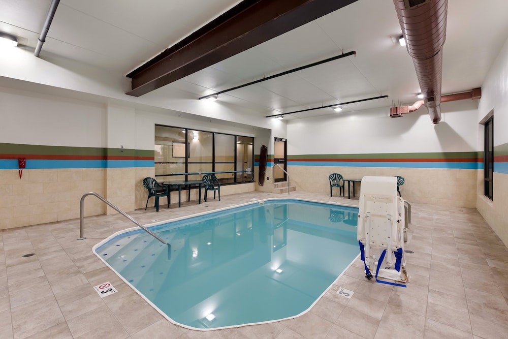 Red Roof Inn & Suites Columbus West Broad - photo 15