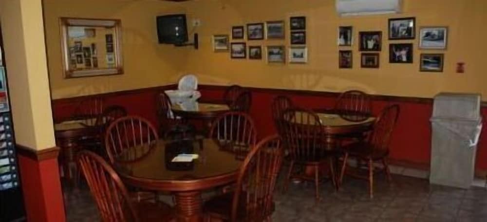 Patti's Inn & Suites - photo 23