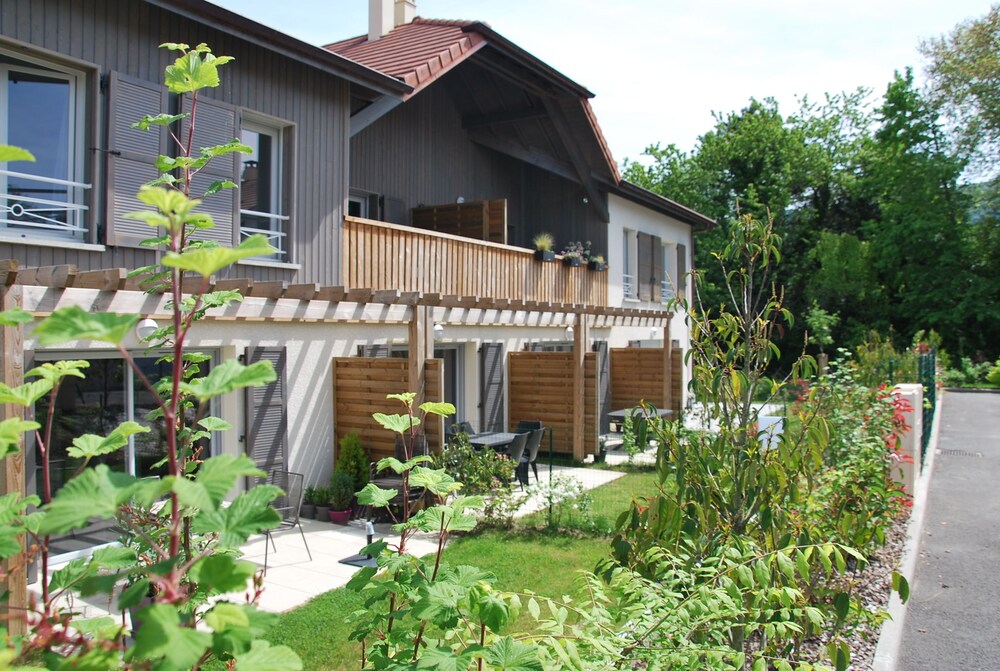 Villa Catalina — 4-Star Luxury Hotel in Annecy, France