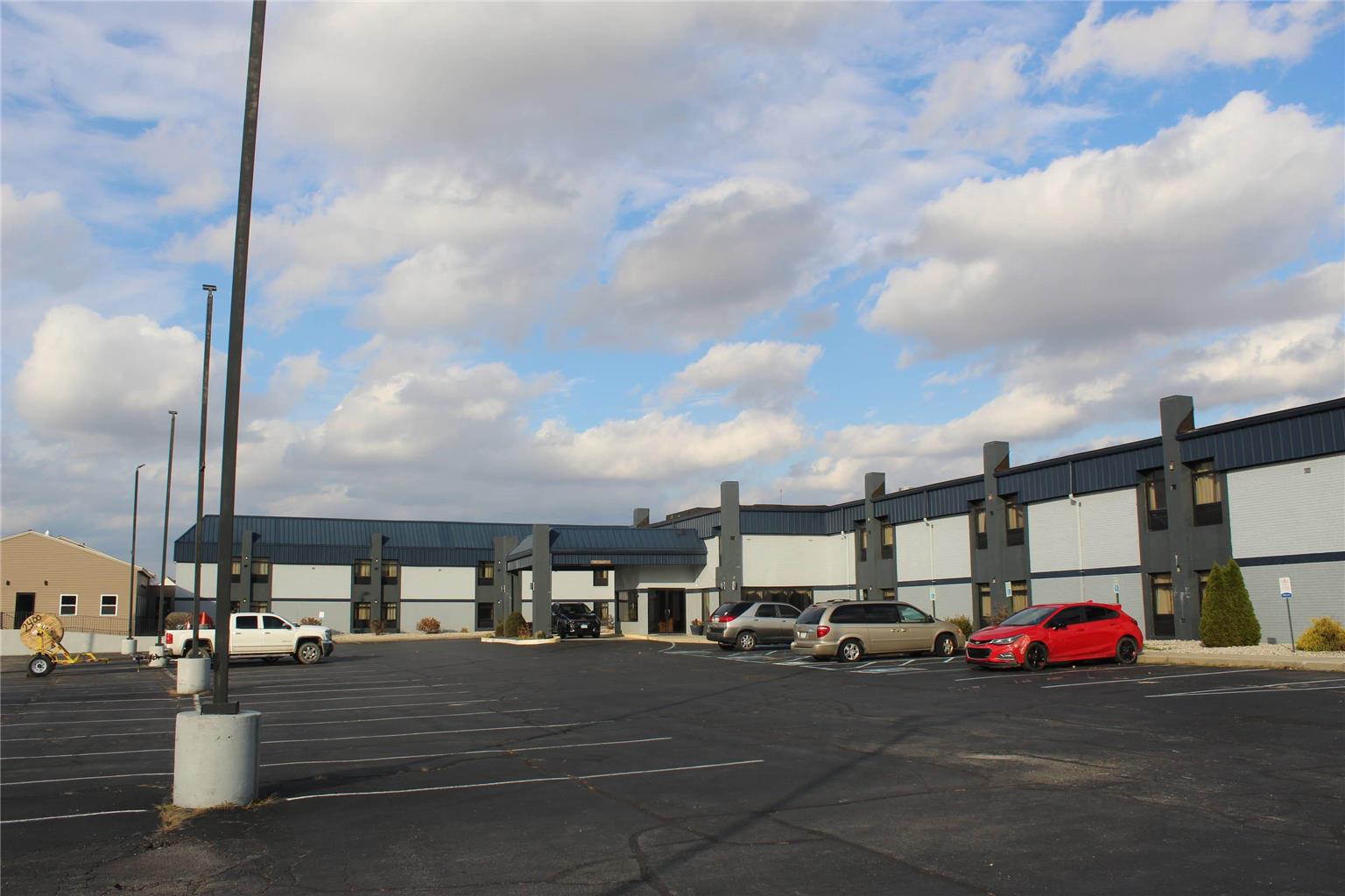 Quality Inn and Suites University Area - photo 14
