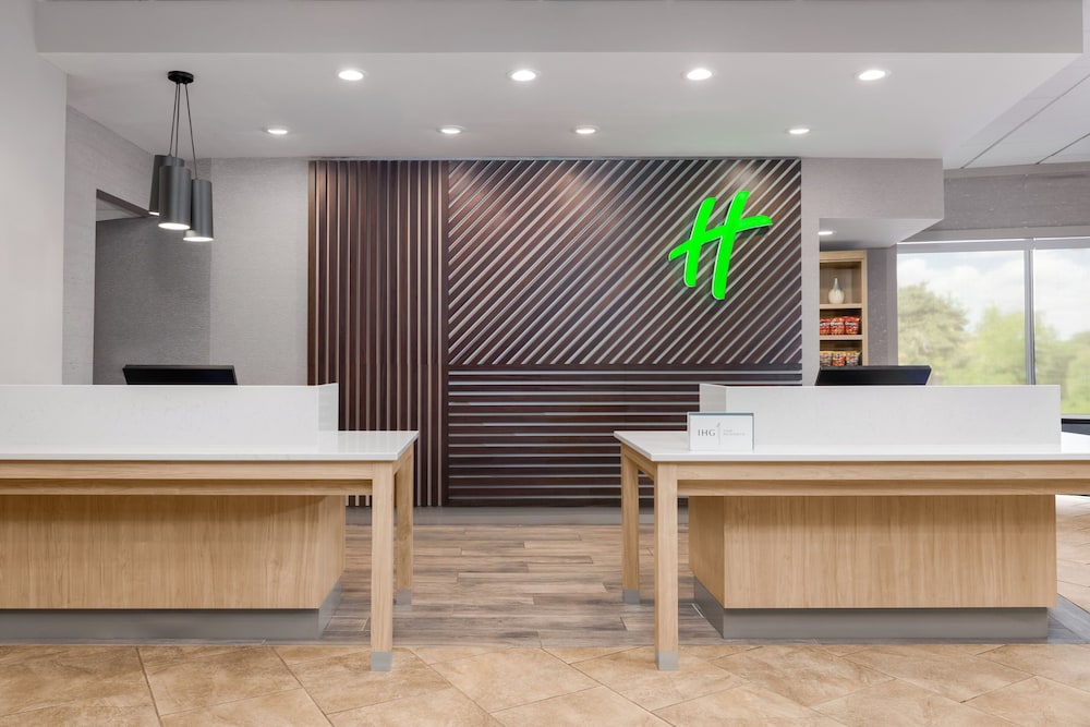 Holiday Inn Hotel & Suites Des Moines Northwest by IHG - photo 61