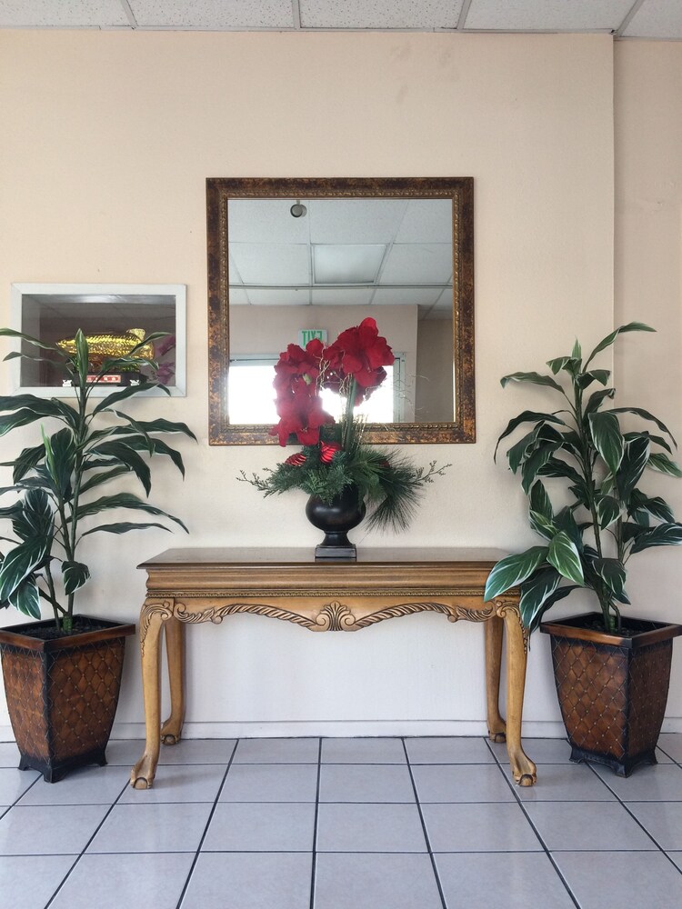 Grand Inn - photo 34