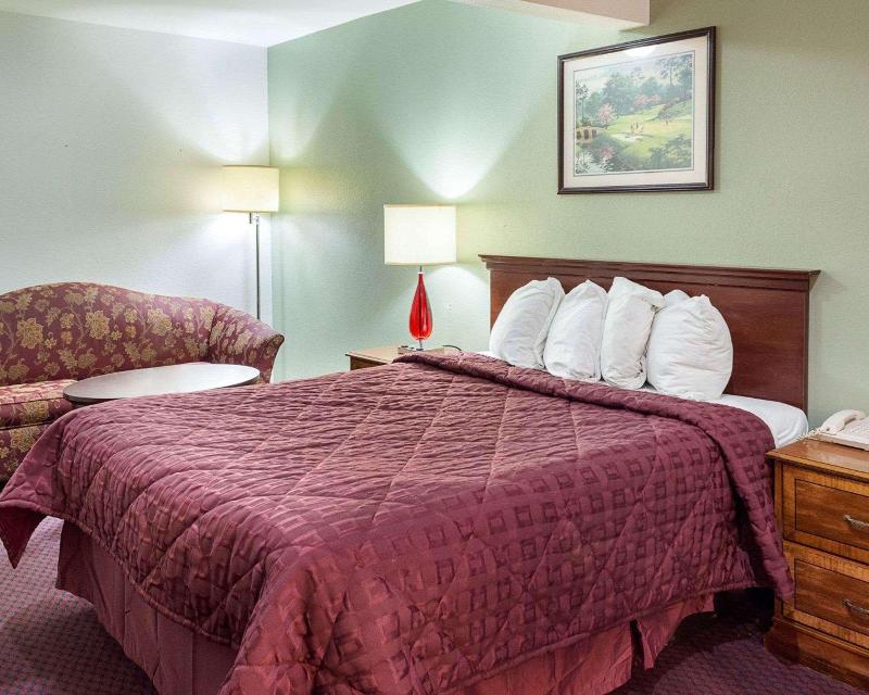 Stonewood Inn & Suites of Carrollton Smithfield - photo 14