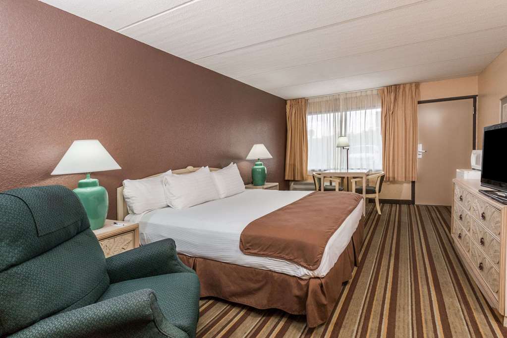 Travelodge by Wyndham Deltona - photo 18