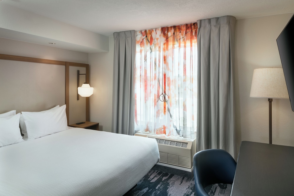 Fairfield Inn and Suites by Marriott Anchorage - photo 10