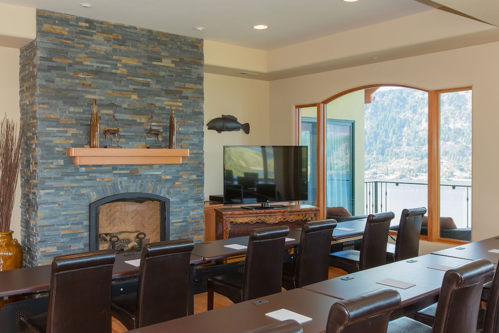 Columbia Cliff Villas Hotel - photo 43