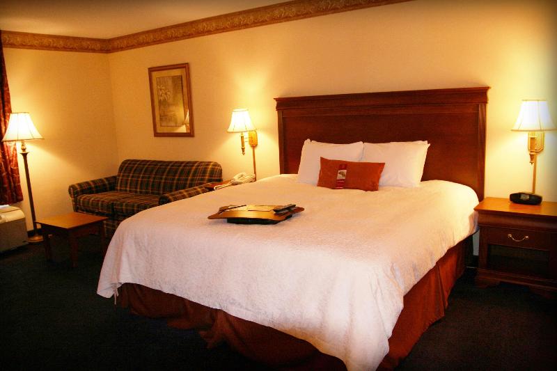 Hampton Inn Lewisburg - photo 51