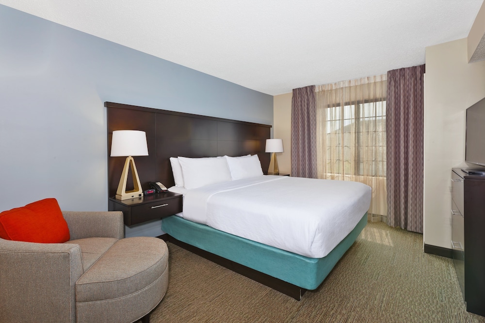 Staybridge Suites Detroit Utica by IHG - photo 10
