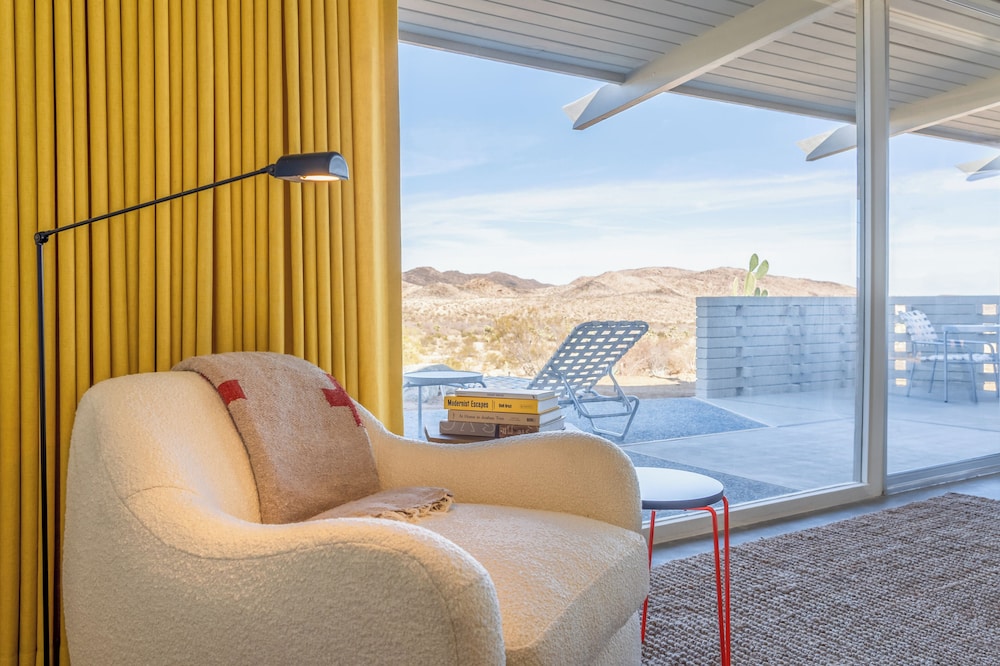 The Bungalows by Homestead Modern at The Joshua Tree Retreat Center - photo 14