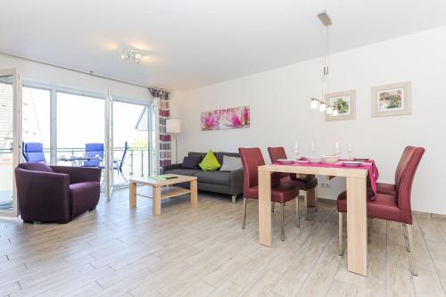 Ferienwohnung Strandflieder Residenz an der Nordseetherme — 4-Star Luxury Hotel in Esens, Germany