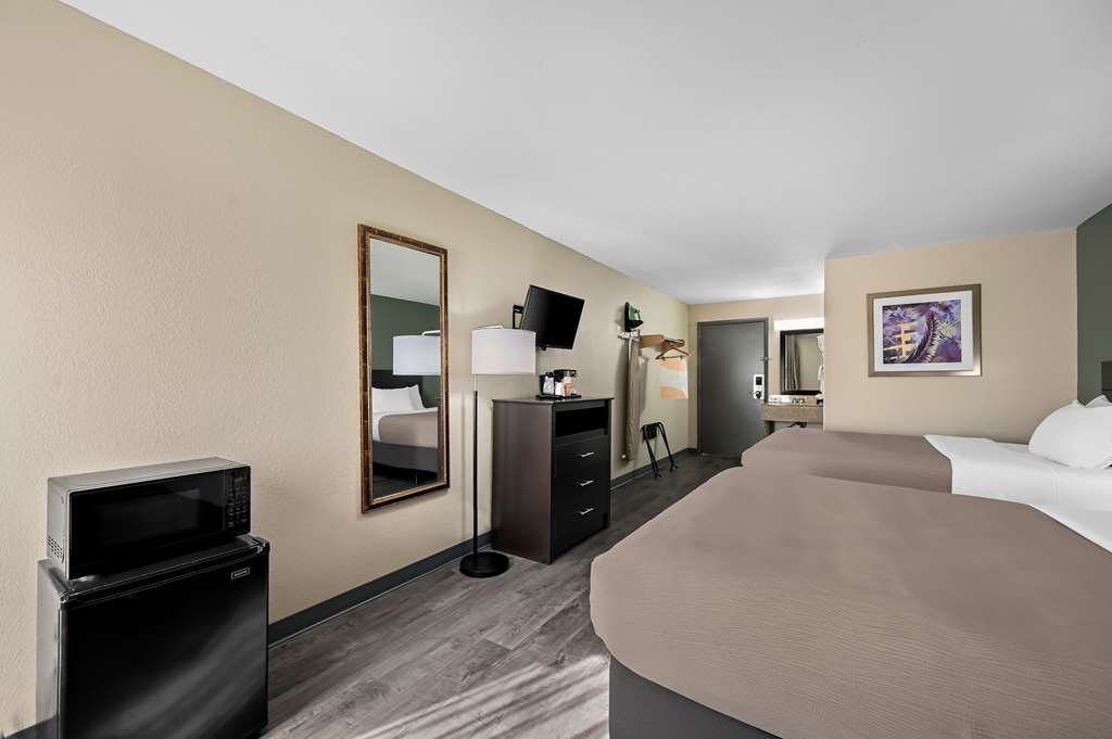 Quality Inn Fort Myers Cape Coral - photo 16