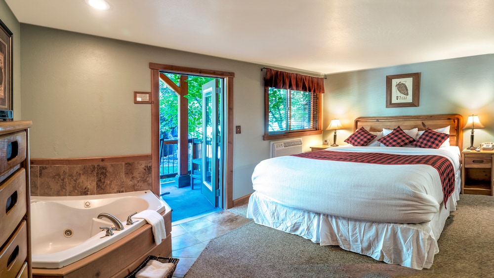 Callahan's Mountain Lodge - photo 26