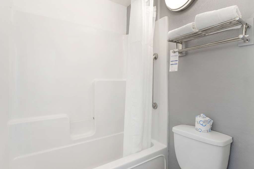 Quality Inn & Suites Hardeeville Savannah North - photo 14
