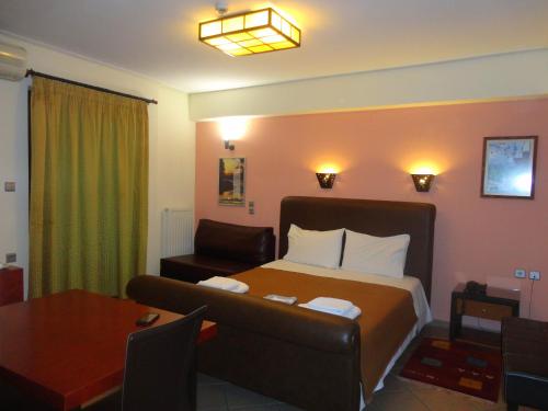 Lirio Guest House — 4-Star Luxury Hotel in Makrakomi, Greece