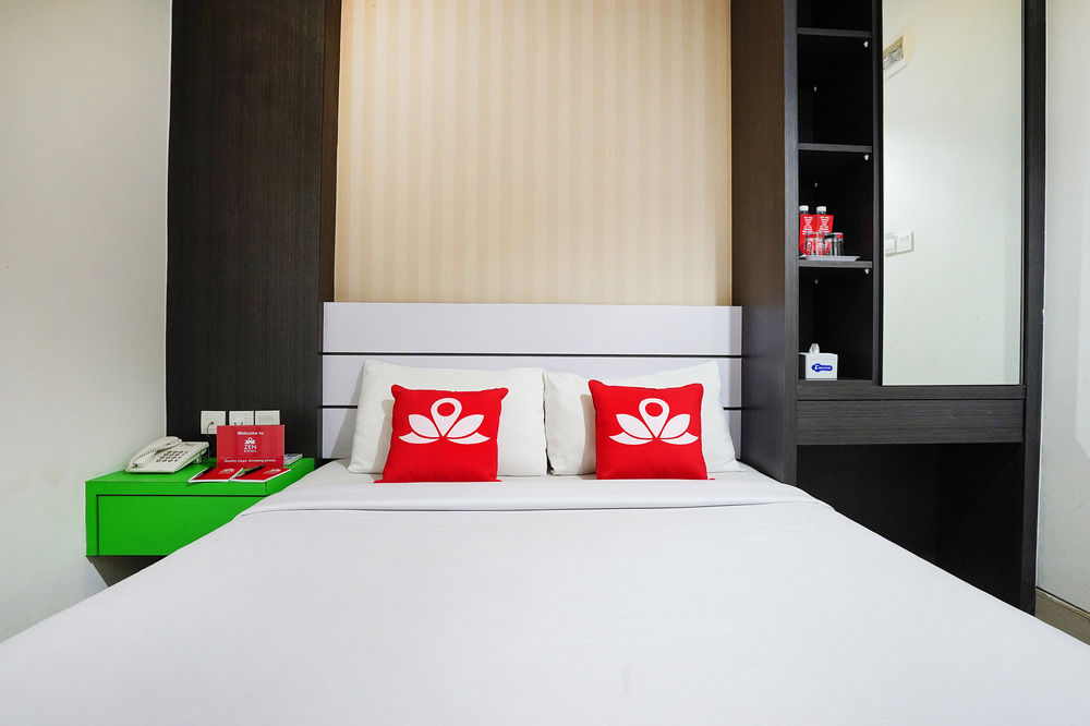 Zen Rooms Near Mitra Raya — Batam