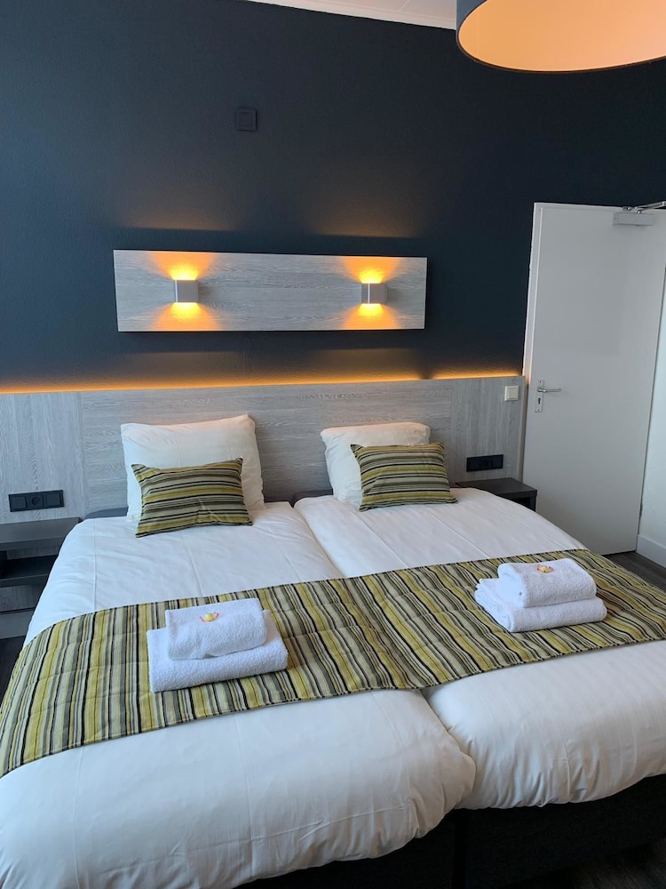 Hotel Royal - last minute hotel in Sas Van Gent