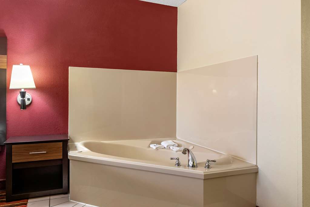 Best Western Lindale Inn - photo 15