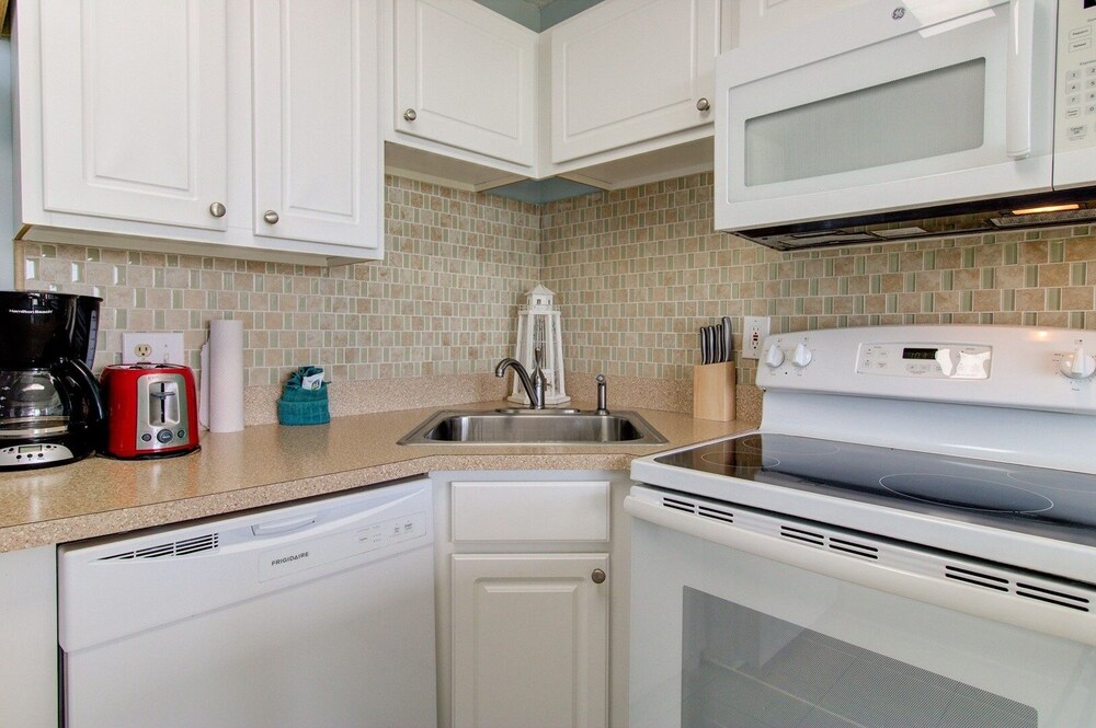 0101 Coastal Retreat by Atlantic Towers - photo 9