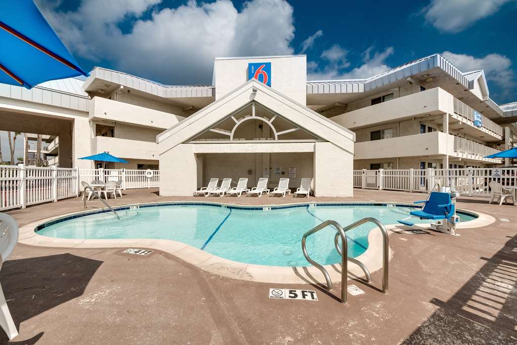Motel 6 Brownsville TX North - photo 6