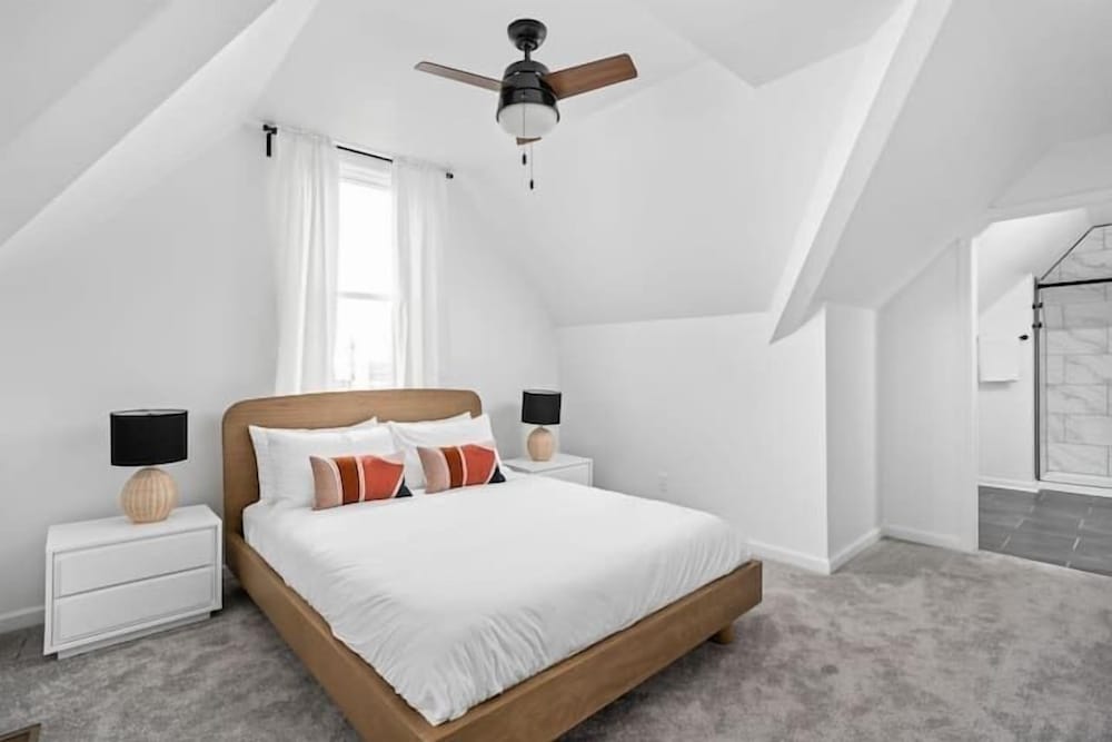 CozySuites 3BR Arsenal Heights Indy 2 - featured photo