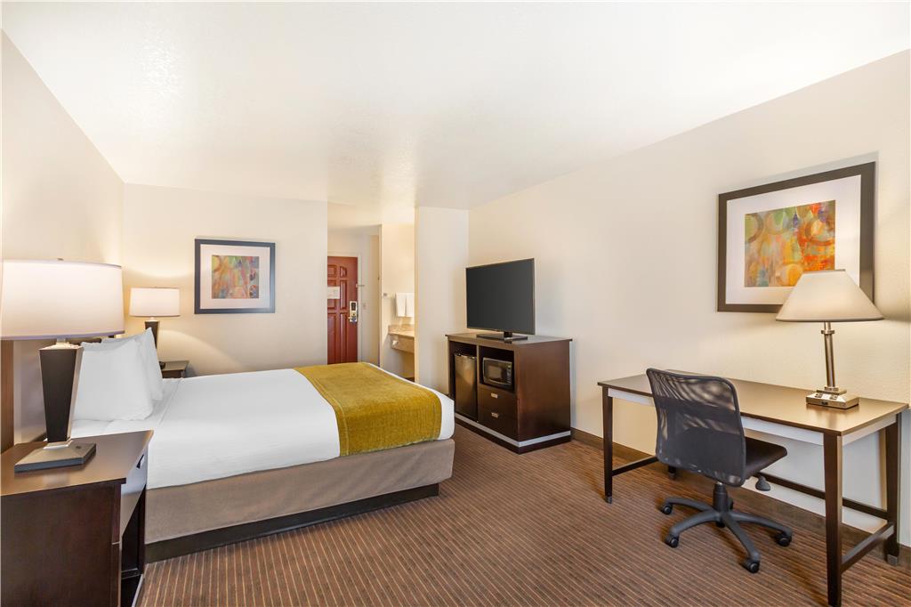 Best Western Luxury Inn - photo 27