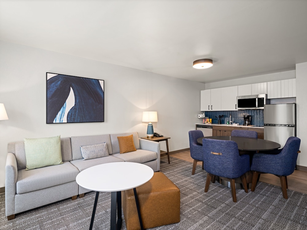 Staybridge Suites Rochester University by IHG - photo 28