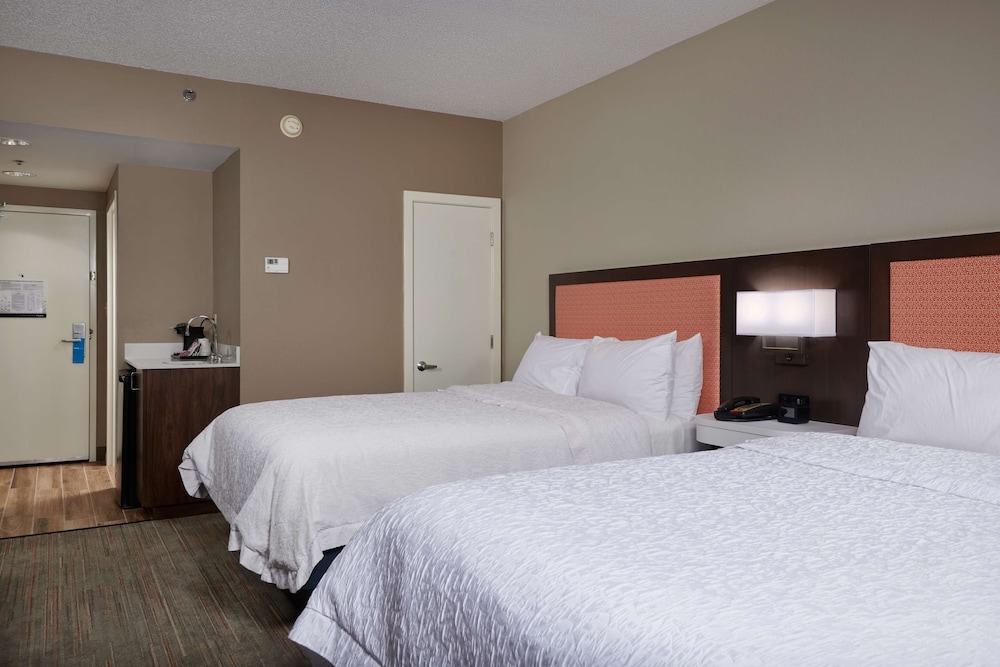 Hampton Inn Wilmington Medical Park - photo 20