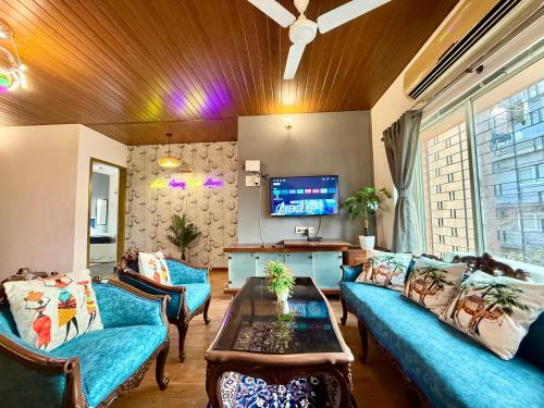 Lovely 3BHK Serviced Apt near ISKCON Temple Juhu Mumbai — 4-Star Luxury Hotel in Mumbai, India