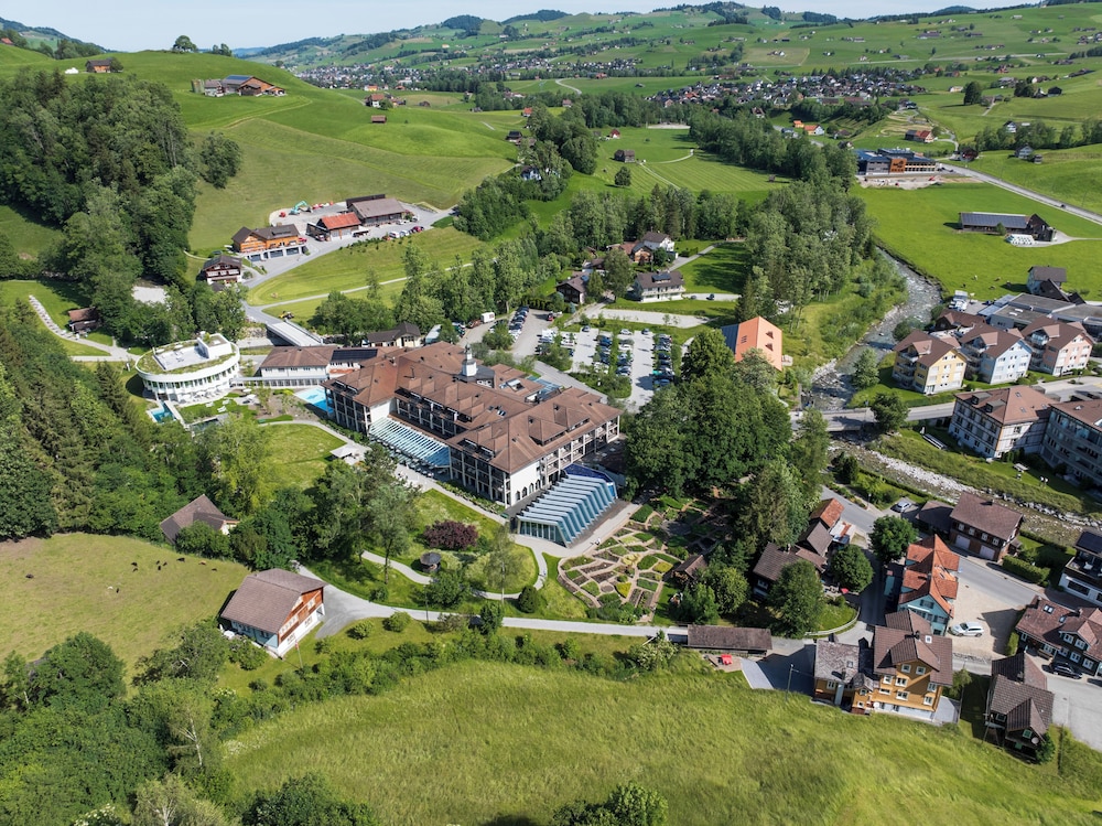 Resort Hof Weissbad — 4-Star Luxury Hotel in Zurich, Switzerland