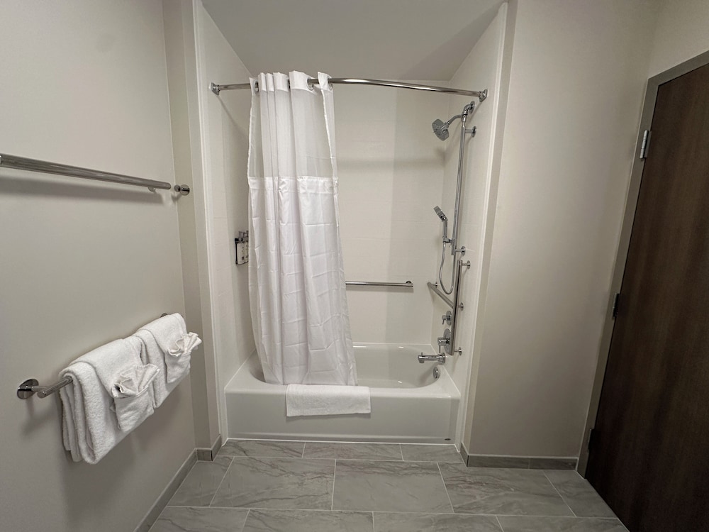 Holiday Inn Express Peotone by IHG - photo 20
