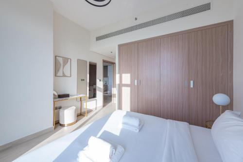 Cozy Convenient 1BR Haven in Al Jaddaf — 4-Star Luxury Hotel in Dubai, United Arab Emirates