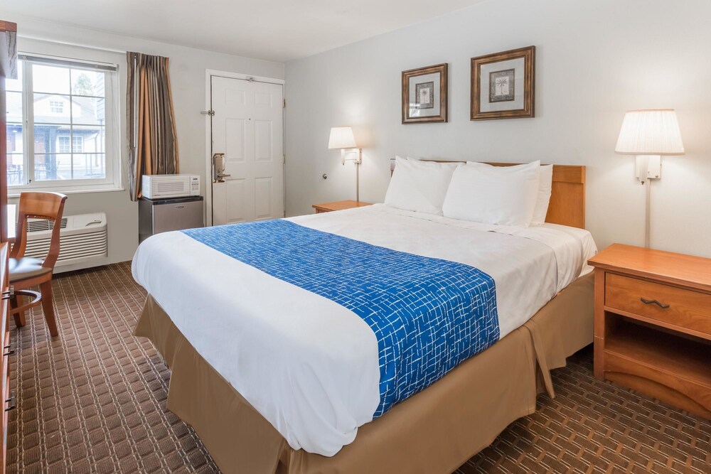 Travelodge by Wyndham Eugene Downtown University of Oregon - photo 32