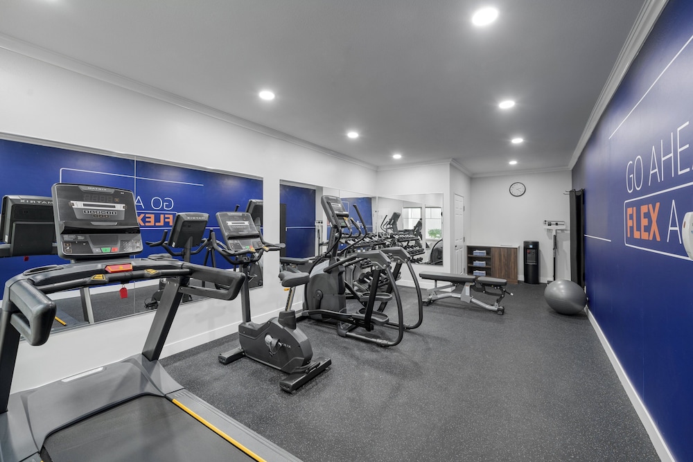 Holiday Inn Express Hotel & Suites San Dimas by IHG - photo 51