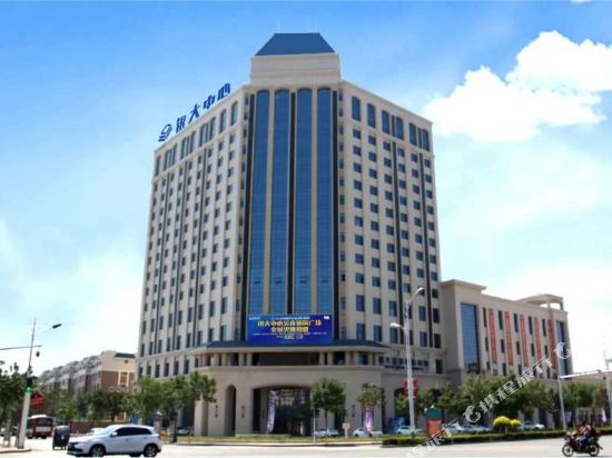 Carry in Xigang, People's Republic of China