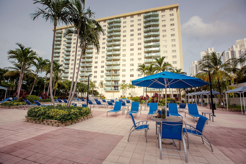 Sunny Isles Suites - photo 38