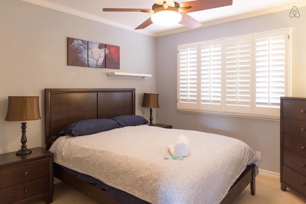 Luxurious 4BR 9m to Las Vegas Strip - photo 6