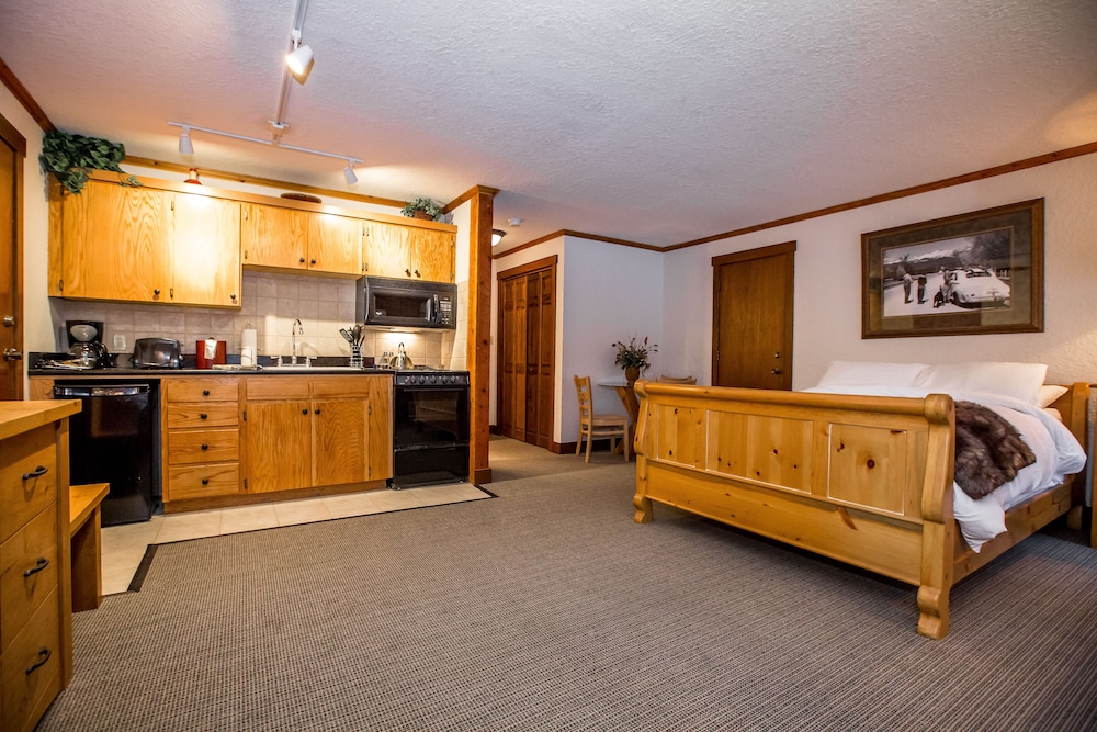 Kandahar Lodge at Whitefish Mountain Resort - photo 13